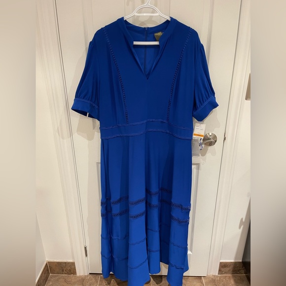 Taylor dress - Size 16W - NWT - Picture 3 of 3